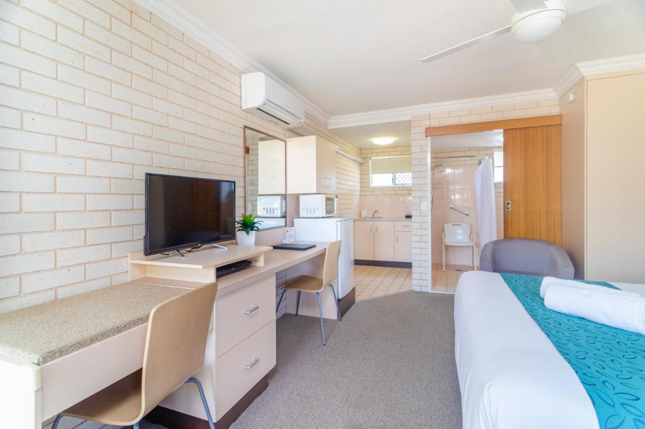 Santa Fe Motel And Holiday Units Lennox Head Bagian luar foto
