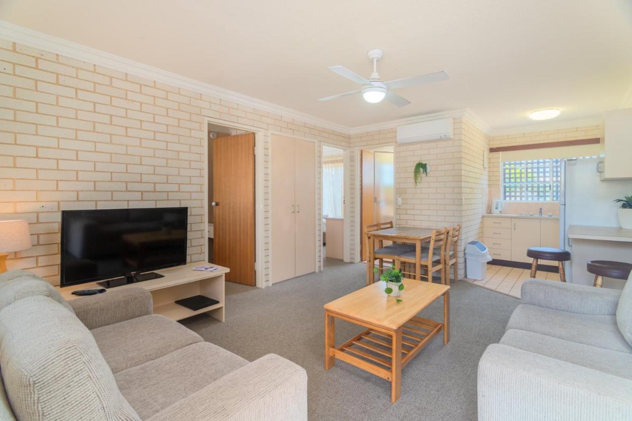 Santa Fe Motel And Holiday Units Lennox Head Bagian luar foto